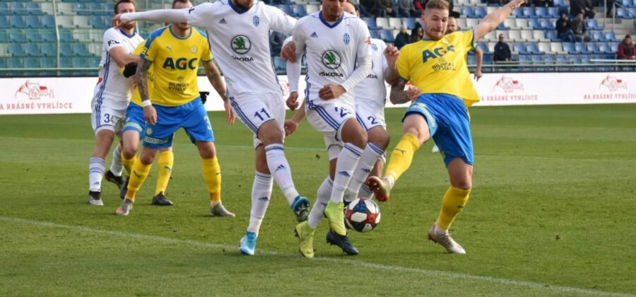Nejdražší přestupy v historii fotbalových klubů: rekordy a překvapení