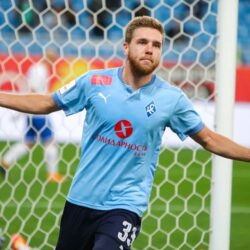 Bývalý útočník Krylia Sovetov Golenkov se stěhuje do českého klubu: nová kapitola kariéry