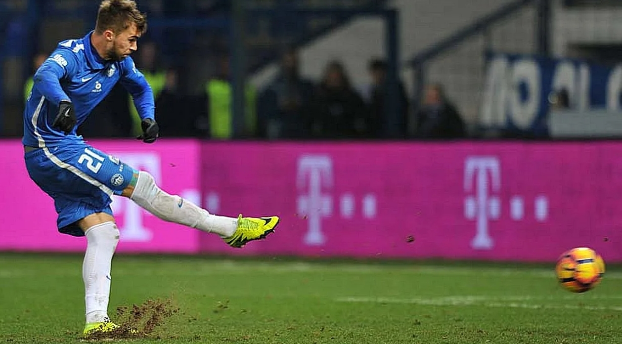 The Build-Up Komlichenko's Journey to the Hat-Trick